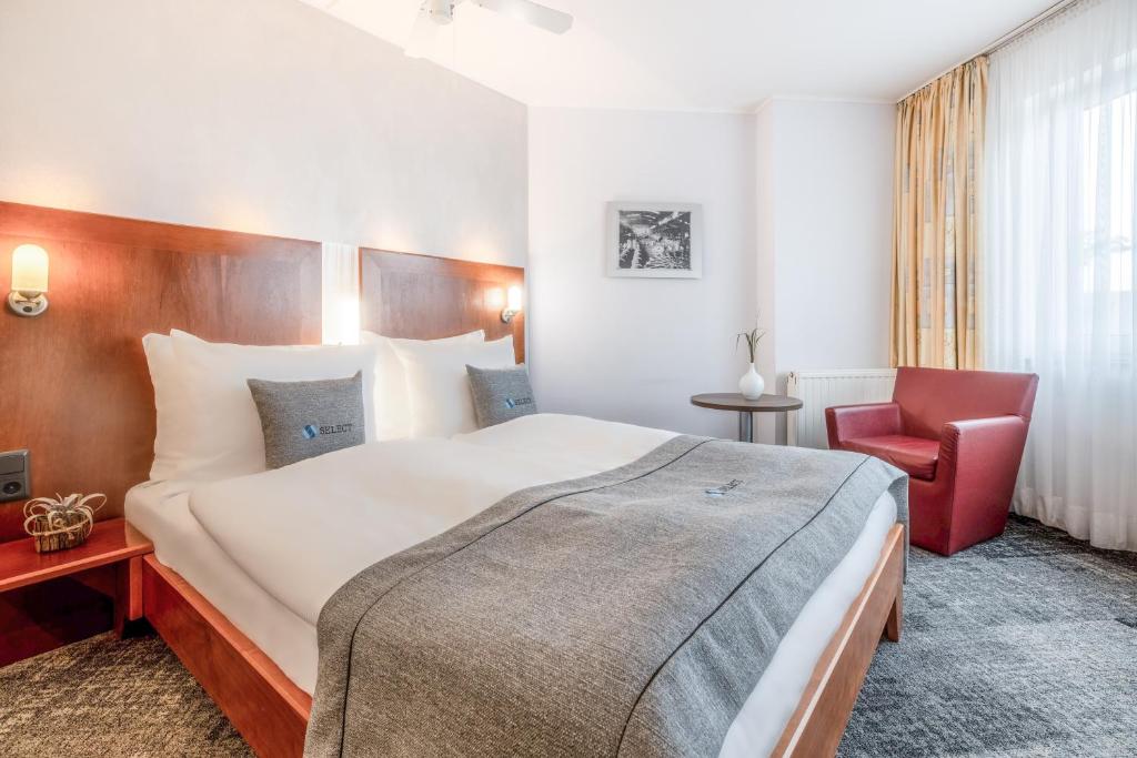 Select Hotel Oberhausen Max-Planck-Ring 6, 46049 Oberhausen