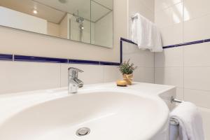 Hôtel Select Hotel Rüsselsheim Stahlstrasse 2-4 65428 Rüsselsheim Hesse