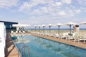 Hôtel Sheraton Nice Airport 480 Promenade des Anglais 62000 Nice Provence-Alpes-Côte d\'Azur