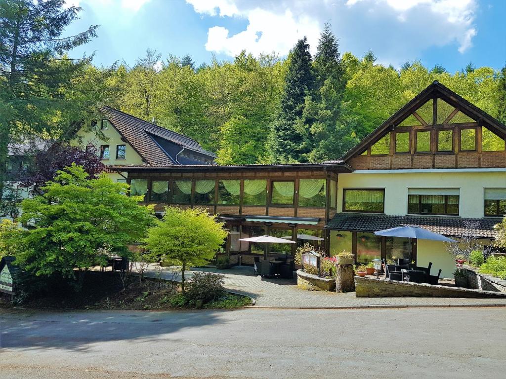 Hôtel Siegerland-Hotel Haus im Walde Schützenstrasse 31 57258 Freudenberg