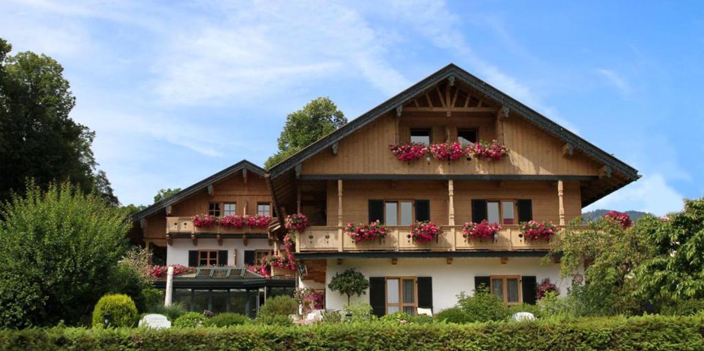 SL Hotel 22 Sonnenfeldweg, 83707 Bad Wiessee