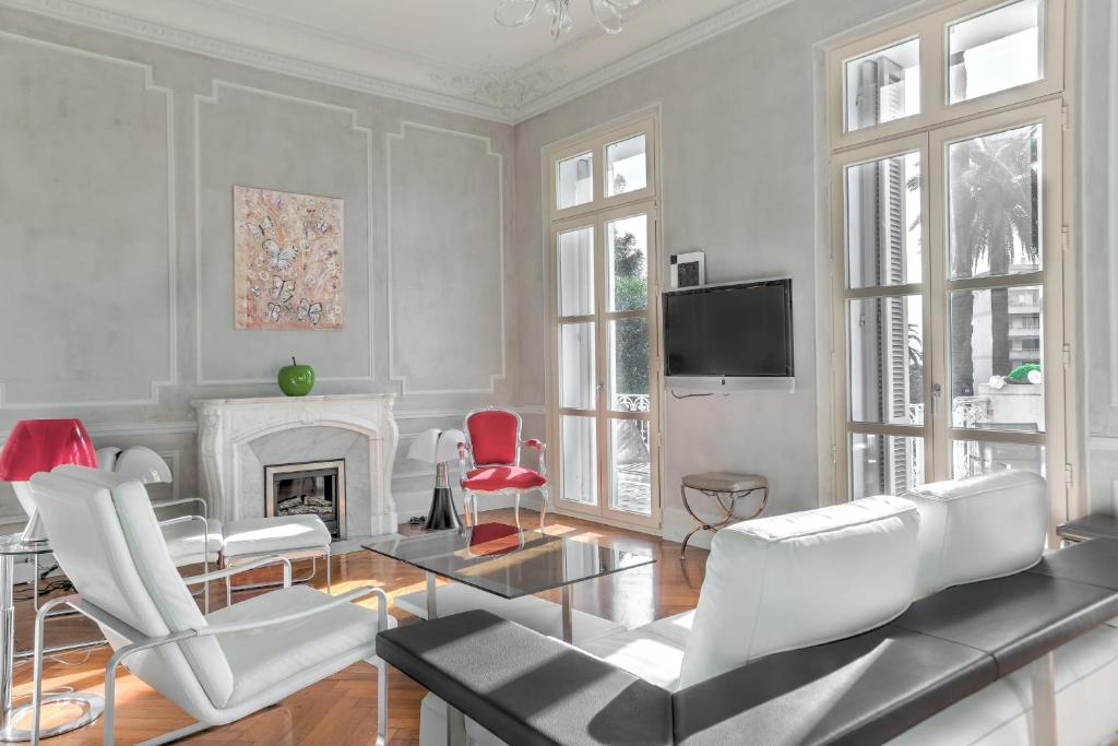 Sofitel Paris Arc De Triomphe 75008 Paris