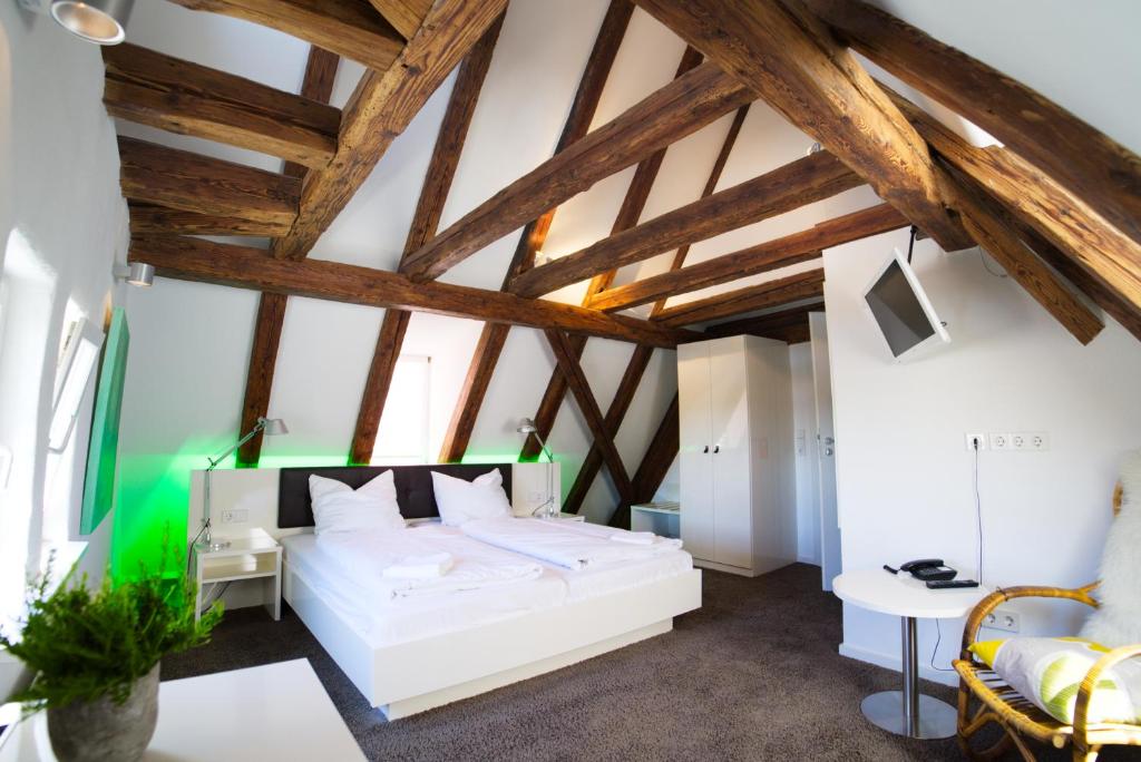 Soleiado Hotel Hauptstraße 56, 74321 Bietigheim-Bissingen