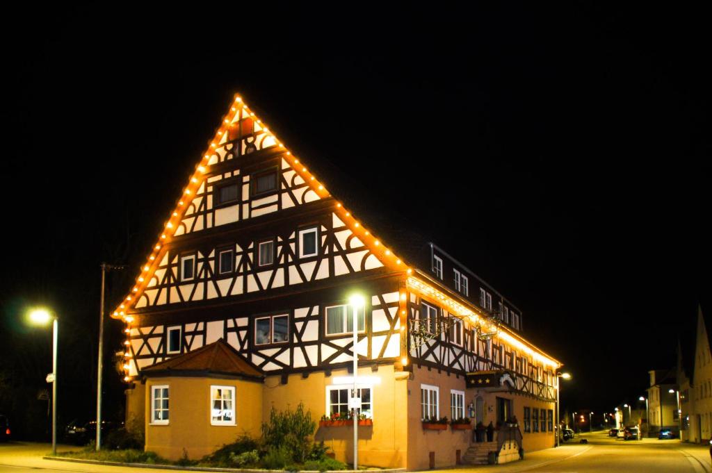 Hôtel Hotel Sonne Stuttgarter Straße 5, 73547 Lorch