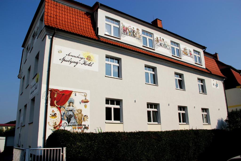 Spielzeughotel Sonneberg Wiesenstr. 4, 96515 Sonneberg