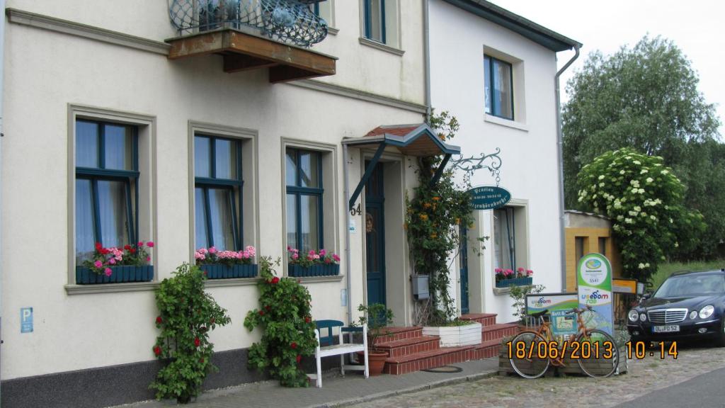 Maison d'hôtes Hotel Spitzenhoernbucht Am Fischmarkt 52 -56, 17438 Wolgast