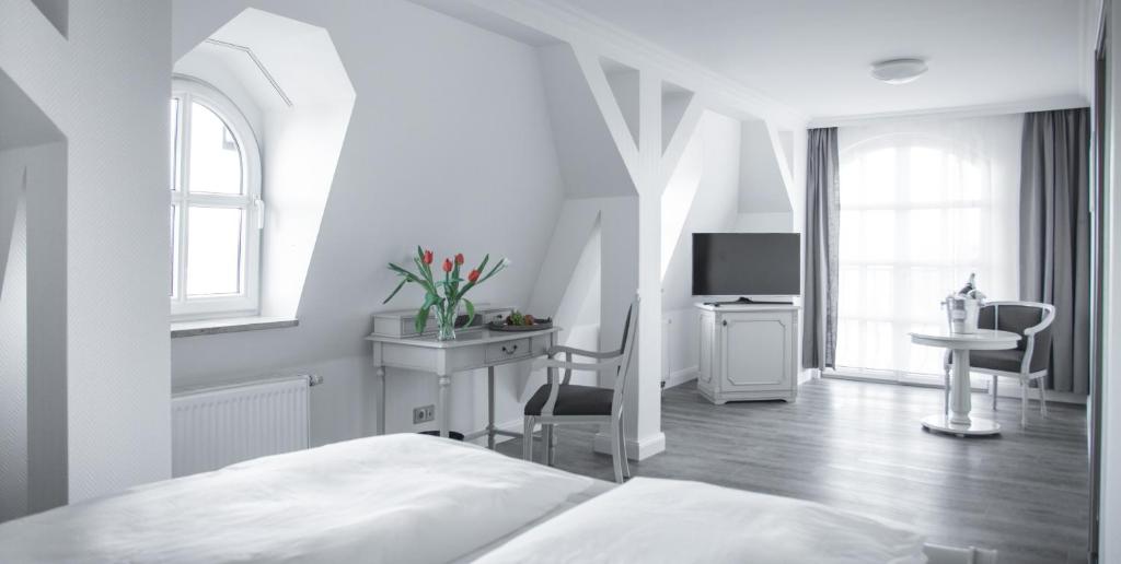 Spreezeit Hotel Nach Stottoff 1, 03222 Lübbenau