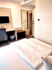 Staycation24