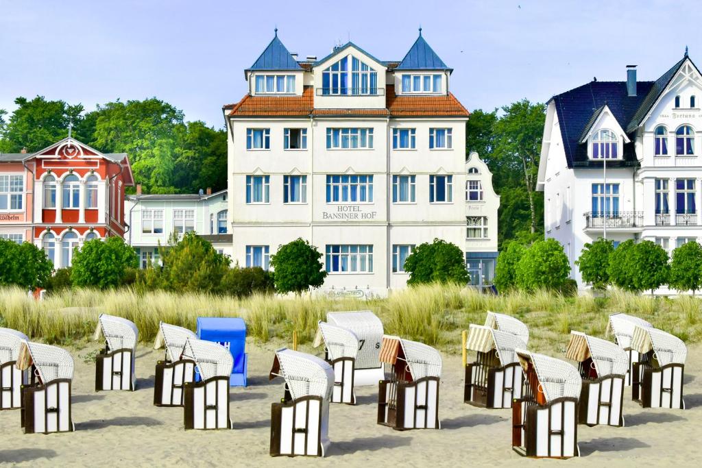 Strandhotel Bansiner Hof Strandpromenade 27, 17429 Bansin