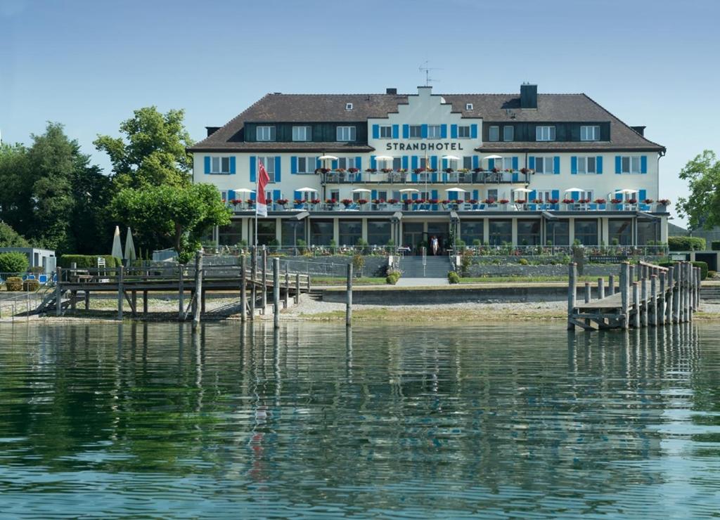 Hôtel Strandhotel Löchnerhaus An der Schiffslände 12 78479 Île de Reichenau