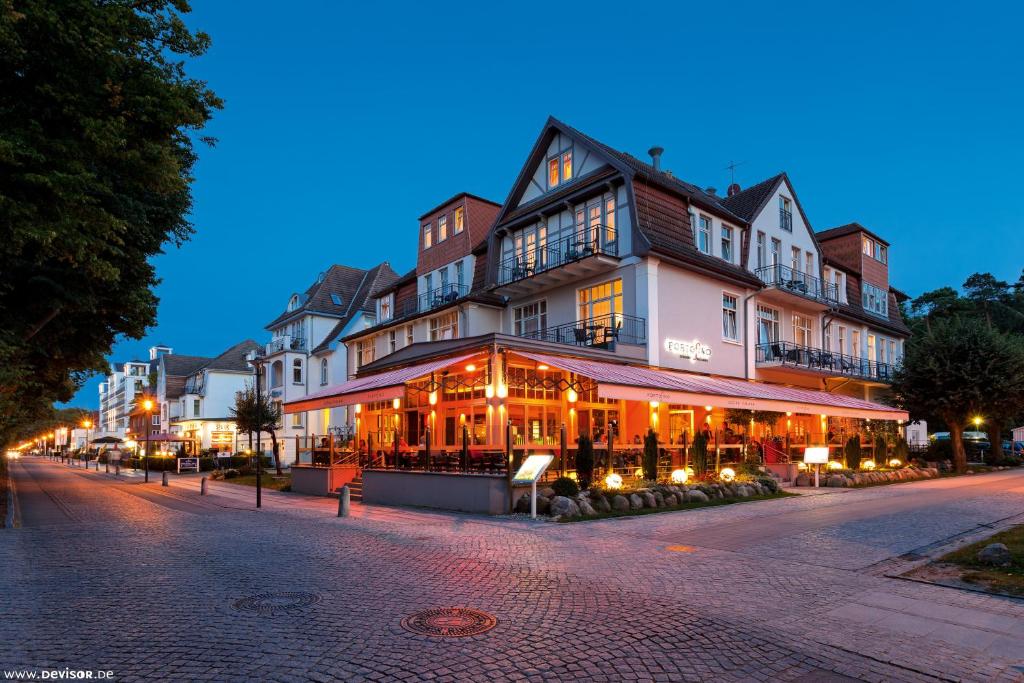 Strandhotel Nordischer Hof Ostseeallee 25, 18225 Kühlungsborn