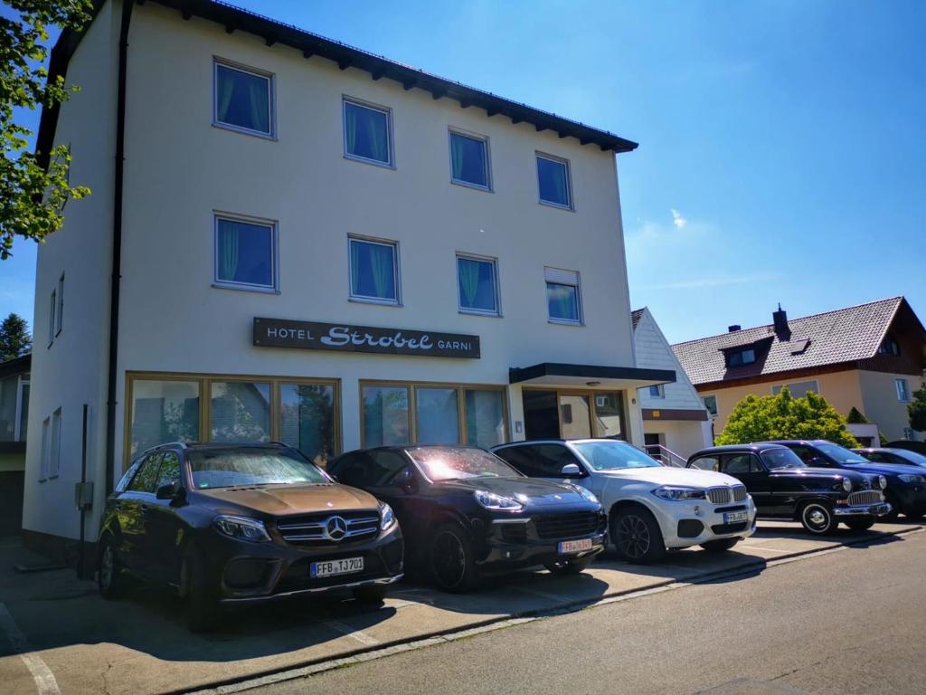 B&B / Chambre d'hôtes Hotel Strobel Josef-Sedlmayr-Straße 6, 82216 Maisach