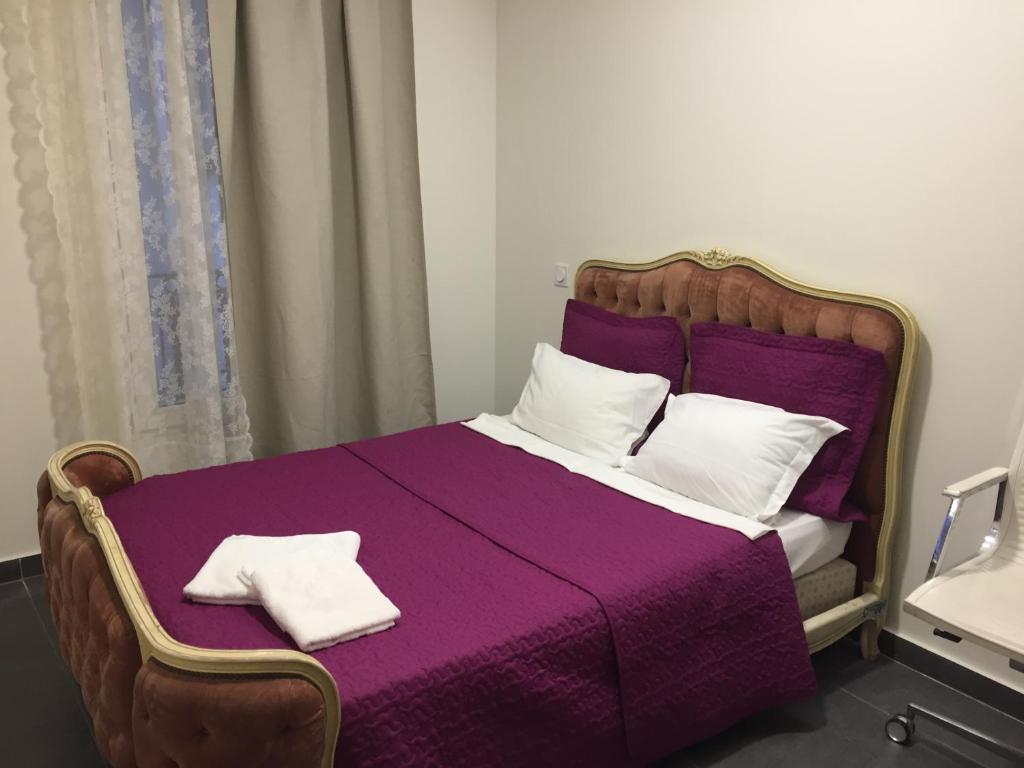 STYLE HOTEL 8 Rue Ganneron, 75018 Paris