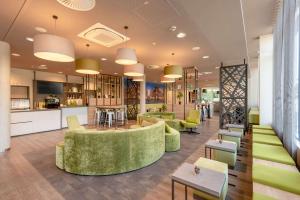 Super 8 by Wyndham Dresden