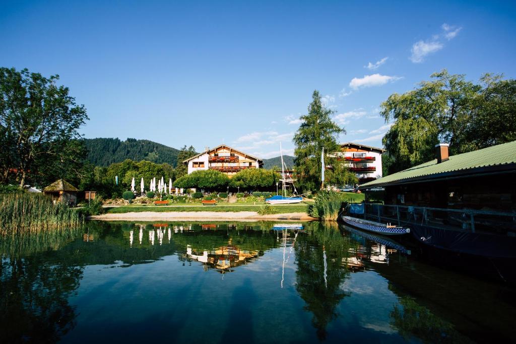 Hôtel Hotel Terrassenhof Adrian Stoop Str. 50, 83707 Bad Wiessee