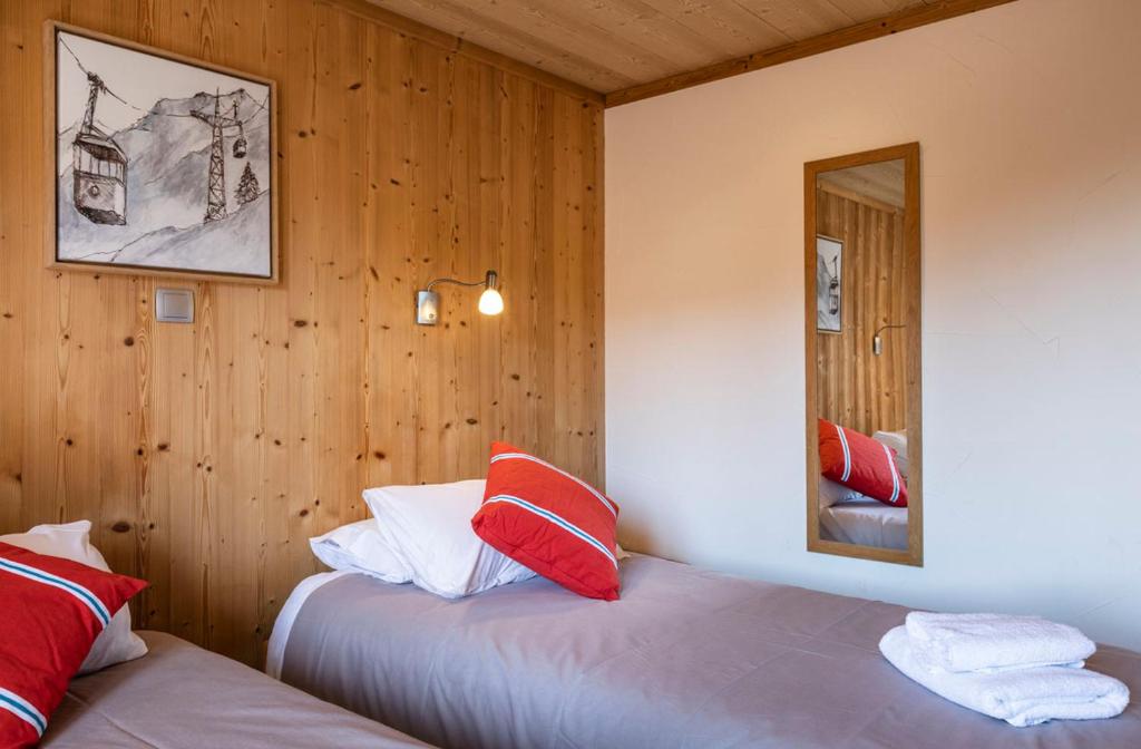 Hôtel TERRESENS - HOTEL ESCAPADE Chemin de la chapelle 38750 L\'Alpe-d\'Huez