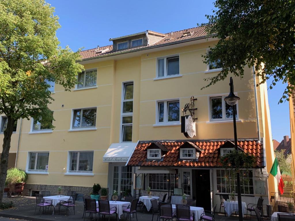 Teutonia Hotel Allee 19, 32805  Horn-Bad Meinberg