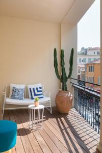 The Deck Hotel by Happyculture