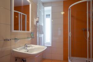 The Originals Boutique, Hôtel Terminus, Bourg-en-Bresse Gare (Qualys-Hotel)