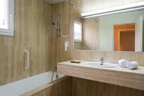 The Originals City, Hôtel Cartier, Quillan (Inter-Hotel)