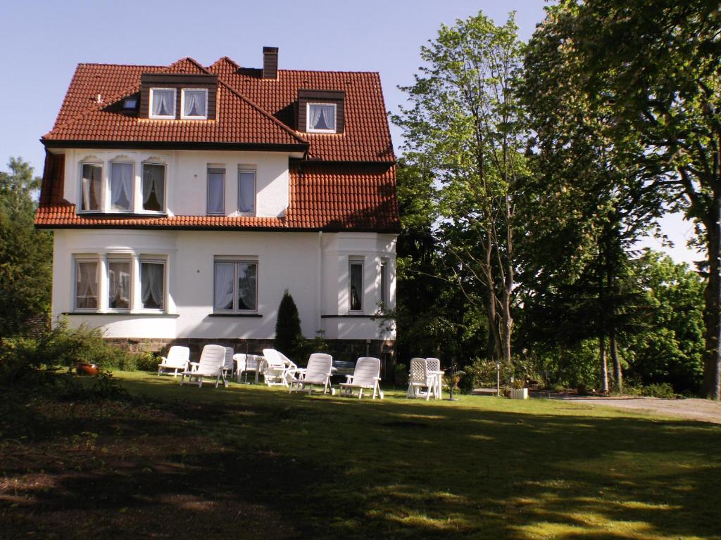 Hôtel Thermen Hotel Pension Villa Holstein Extersche Strasse 3 32105 Bad Salzuflen