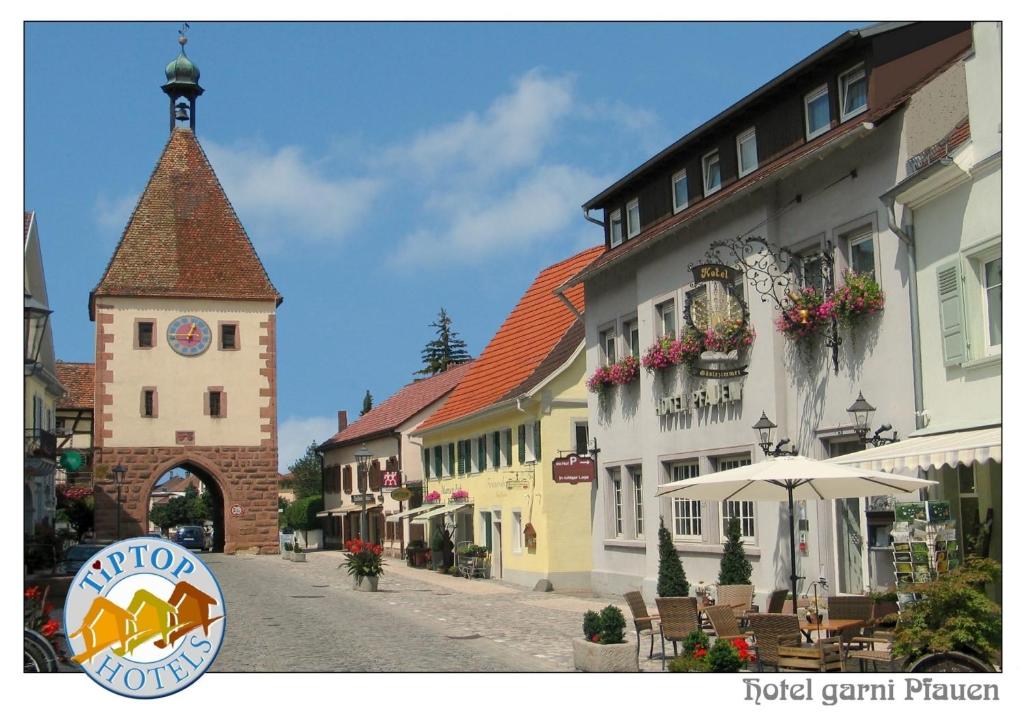 TIPTOP Hotel Garni Pfauen Hauptstr. 78 / Porte de ville, 79346 Endingen am Kaiserstuhl