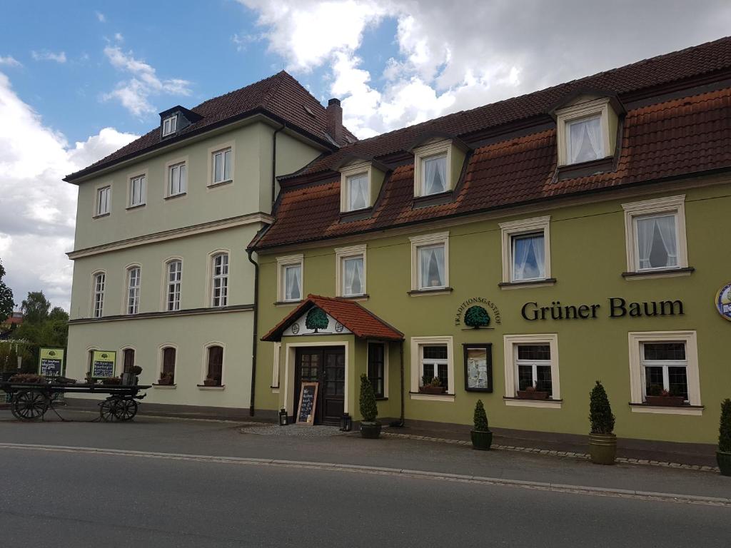 Hôtel Traditionsgasthof Grüner Baum Bamberger Strasse 33 96231 Bad Staffelstein