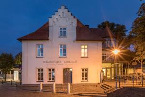 Traditionshaus by Zollenspieker Fährhaus