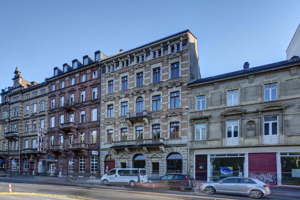 Trip Inn Hotel Blankenburg Kriegsstr. 90, 76133 Karlsruhe