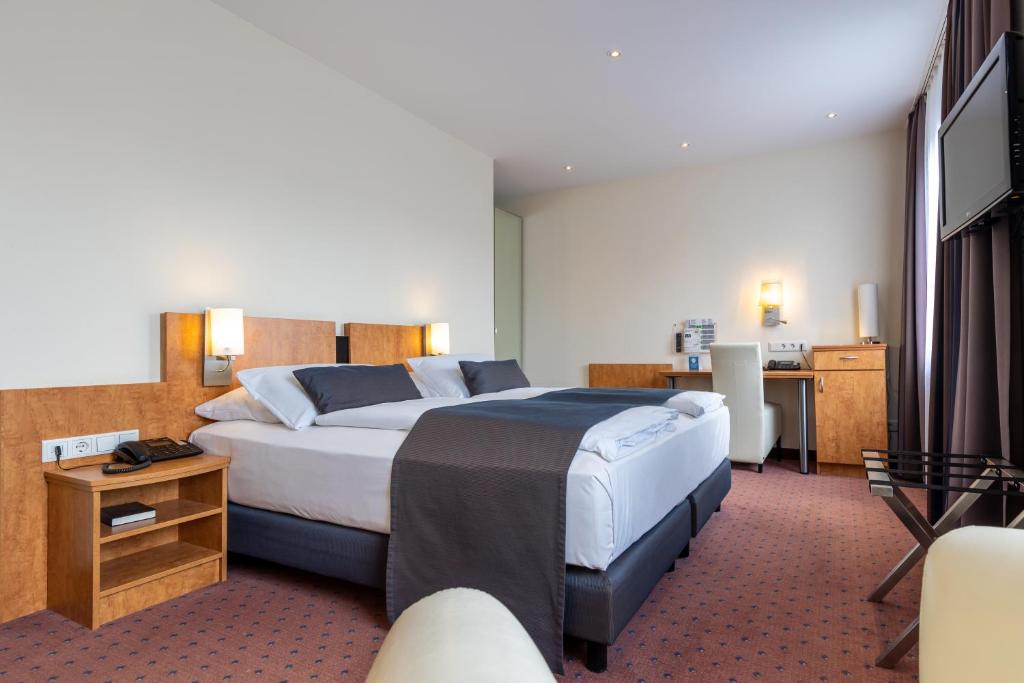 Trip Inn Hotel Esplanade Fürstenplatz 17, 40215 Düsseldorf