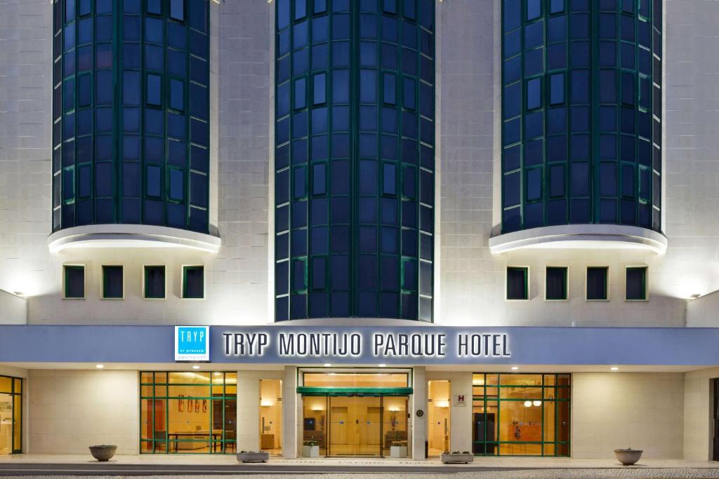 TRYP by Wyndham Montijo Parque Hotel Av. Joao XXIII, 193, 2870-159 Montijo