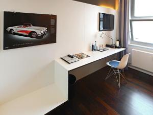V8 HOTEL Classic Motorworld Region Stuttgart