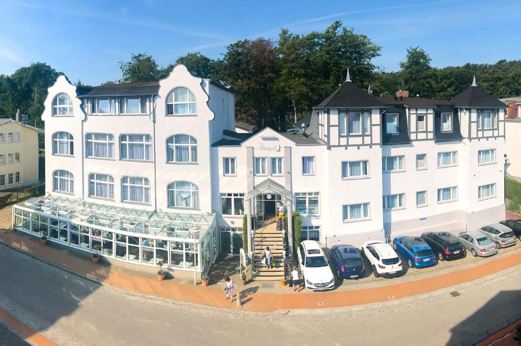 Villa Auszeit Hotel Garni Bergstr. 25/26, 17429 Bansin