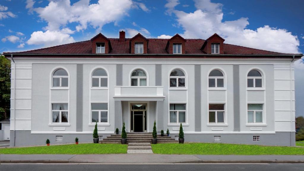 VILLA BOWDY Jülicherstrasse 12, 52382 Niederzier