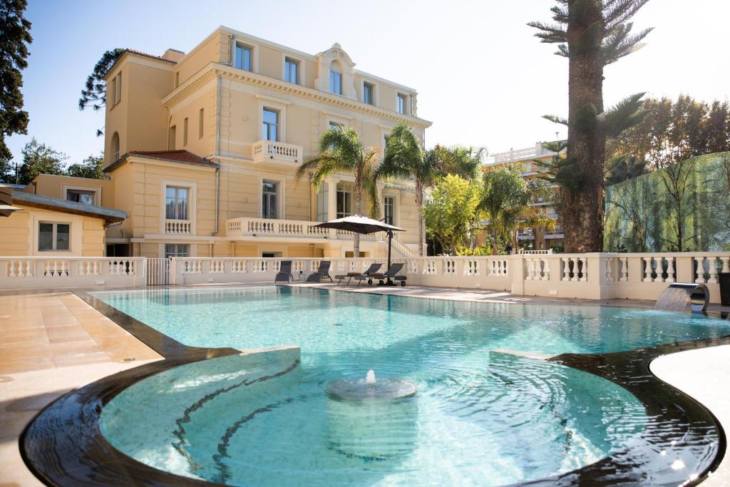 Hôtel Villa Genesis 7 Avenue de la Madone 06500 Menton