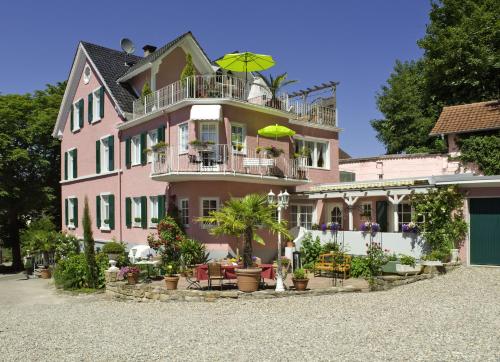 Hôtel Hotel Villa Rosenhof Wilhelmstraße 4 Badenweiler