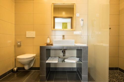 B&B / Chambre d'hôtes Hotel Viola Feldbergstraße 10 Hochheim am Main
