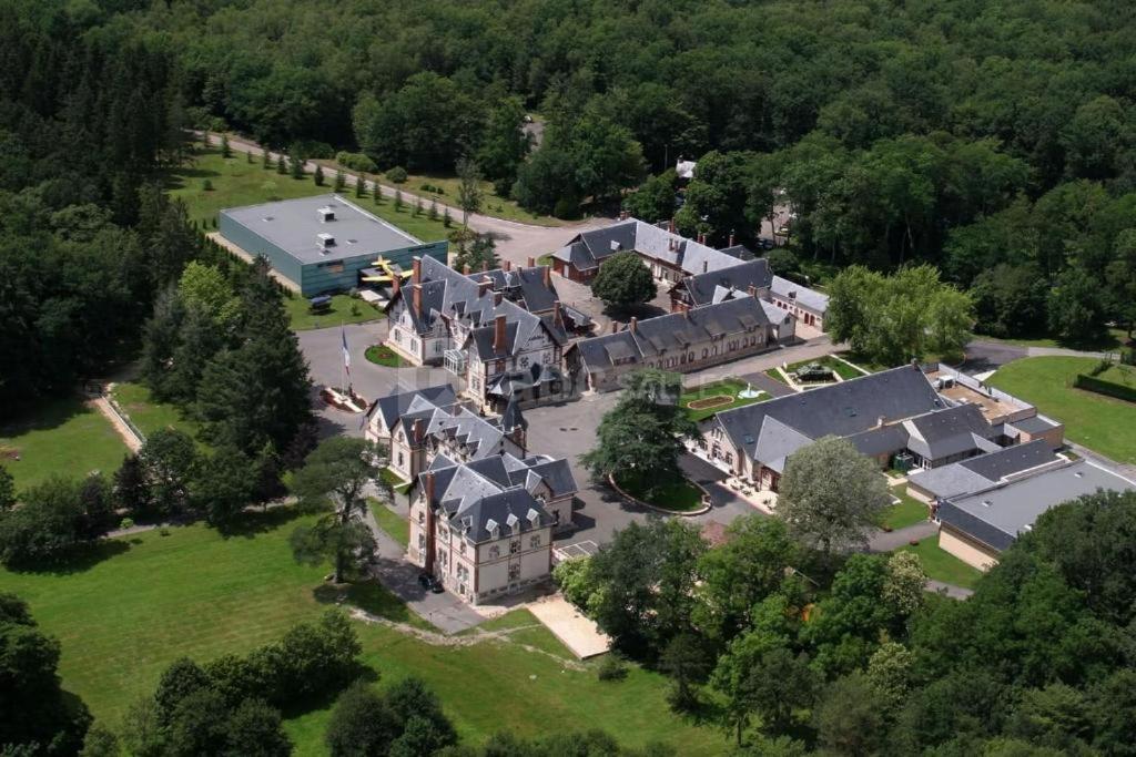 Hôtel VVF Nature Parc Sologne Berry Route de Bourges 18330 Neuvy-sur-Barangeon