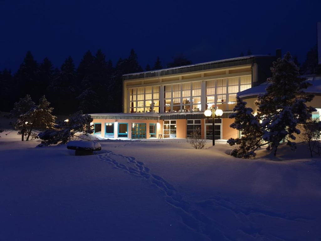 WAGNERS Sporthotel Oberhof Am Harzwald 1, 98559 Oberhof
