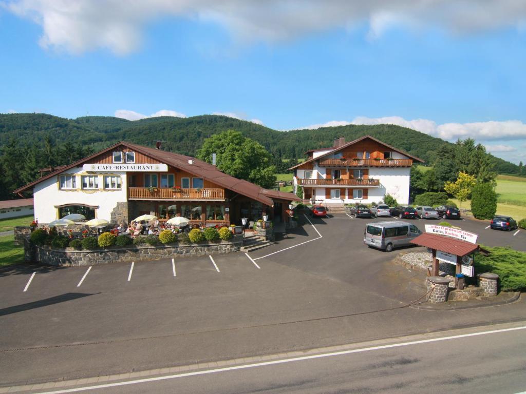 Hôtel Waldhotel Dornröschenshöh Bringhäuserstraße 76 34549 Hemfurth-Edersee