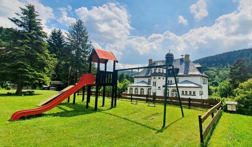 Waldhotel-Feldbachtal