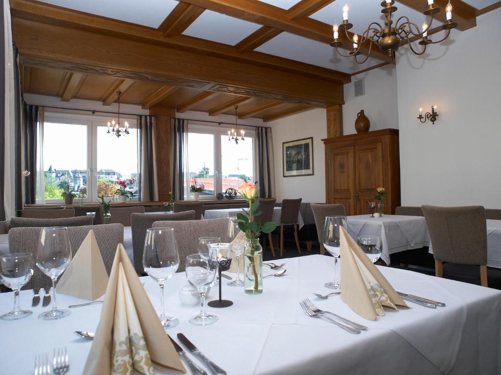 Hôtel Weingutshotel Piesporter Goldtröpfchen Am Domhof 5 54498 Piesport