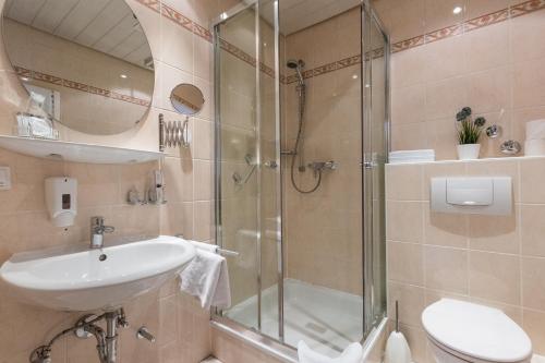 Hôtel Hotel Weinhaus Wiedemann Frankfurter Str. 31 Ginsheim-Gustavsburg