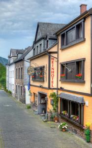 Hôtel Weinhotel Hubertus Garni Hauptstrasse 35 56818 Klotten Rhénanie-Palatinat