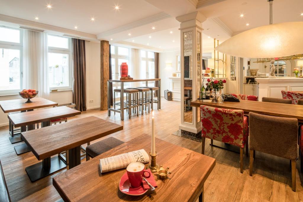 Weinstadt Hotel Marktstr.39/41, 71384 Weinstadt