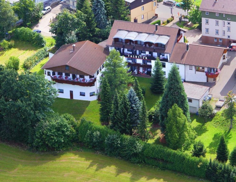 Wellness-Hotel Talblick Liebenzeller Str. 25, 75328  Schömberg