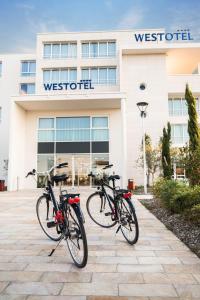 Hôtel WESTOTEL TOURS VAL DE LOIRE 10 Rue Marie de Lorraine 37700 La Ville-aux-Dames Région Centre