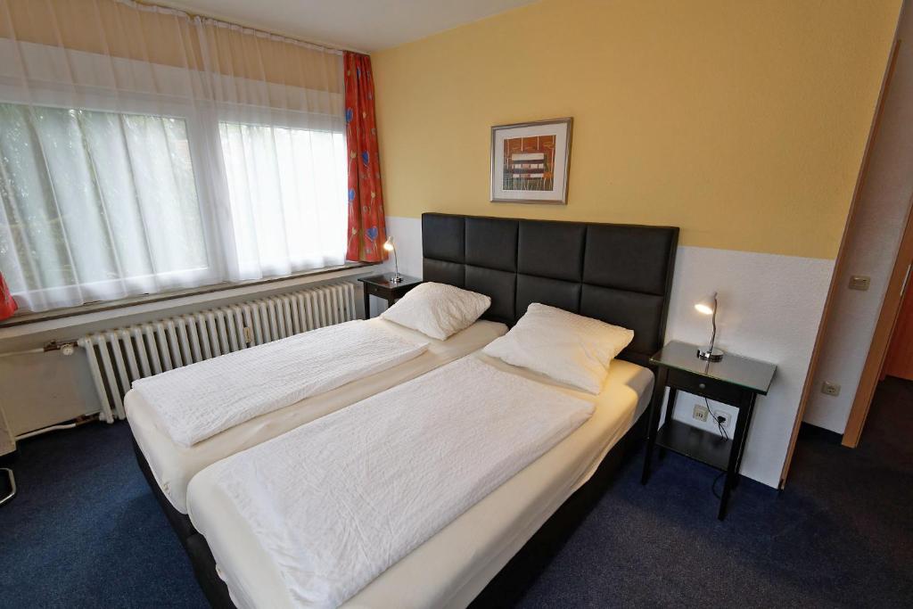 Hôtel Hotel Wiedenhof Kölner Strasse 38, 40723 Hilden