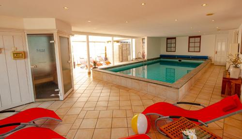 Wohlfühlhotel Hörn van Diek mit Schwimmbad