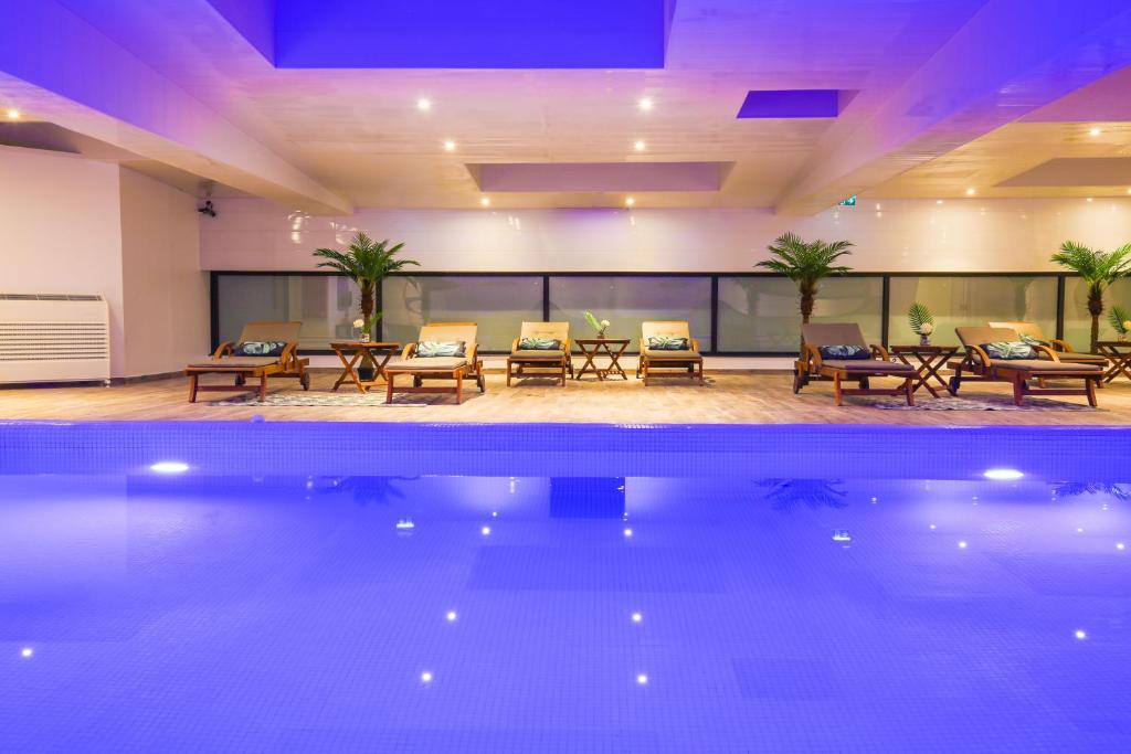 Hôtel Zenia Hotel & Spa rue rené Descartes 59267 Cambrai